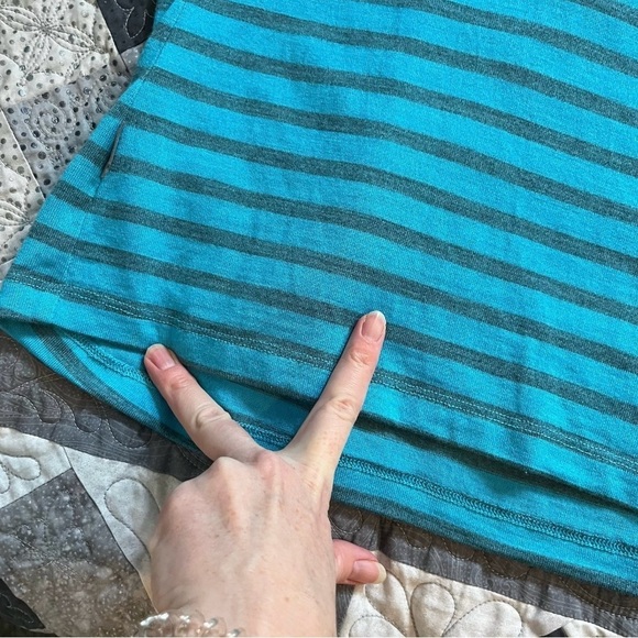 Icebreaker merino wool 260 blue stripe 1/4 zip medium - Picture 10 of 11